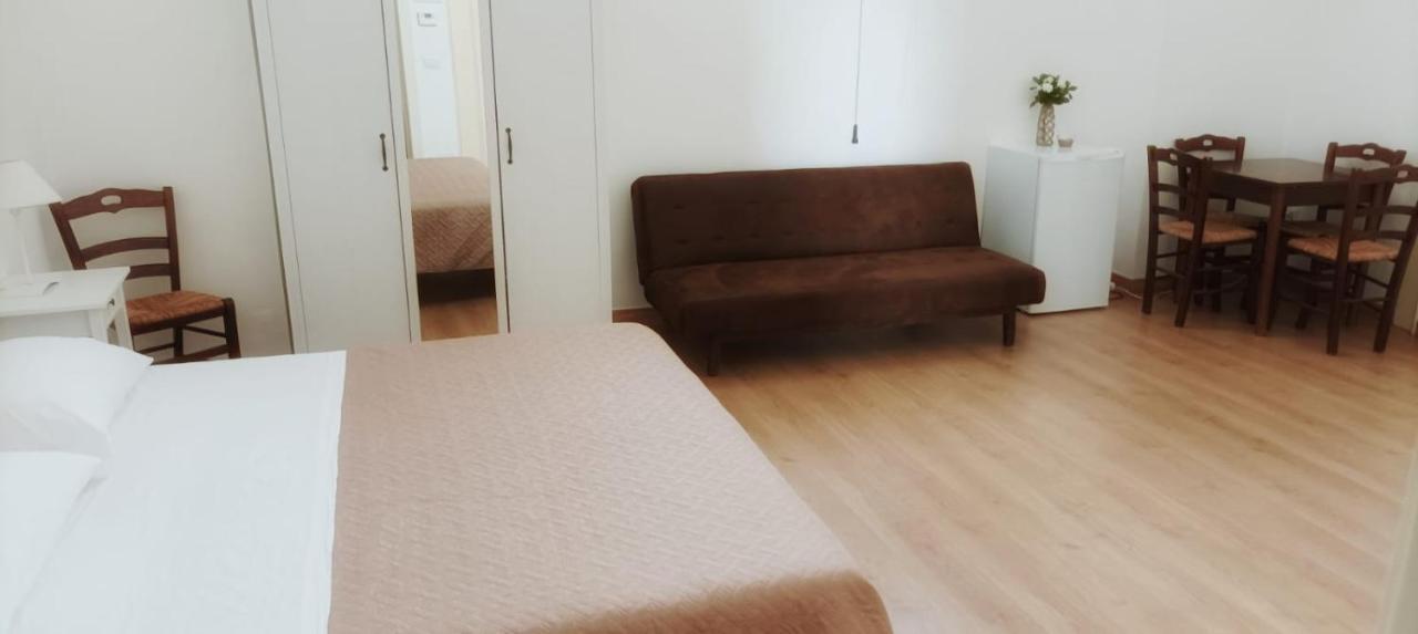 プティニャーノ Accogliente Dimora Bed & Breakfast エクステリア 写真